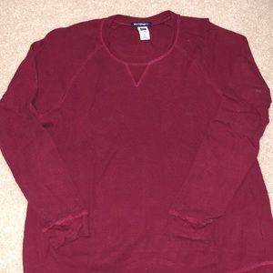 EUC GAP maroon maternity long sleeve size XL
